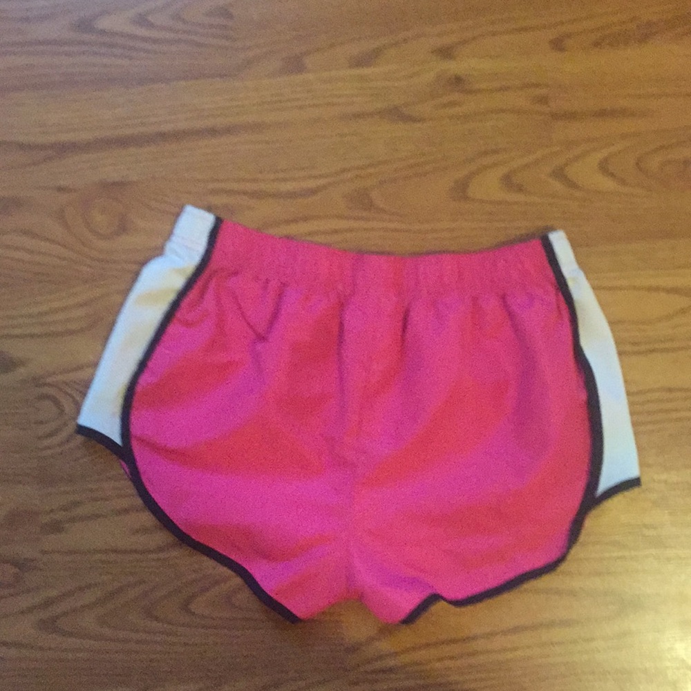Pink running shorts - Picture 2 of 2
